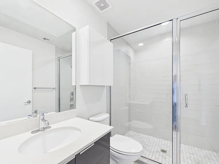 1800 E 4th St #343 — Photo 5