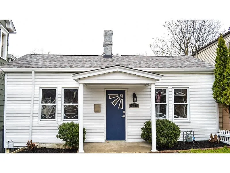 321 Kramer Way photo 1