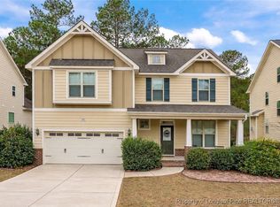 182 Valley Stream Rd, Spring Lake, NC 28390