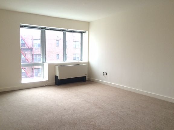 4th image of 15350 89th Ave APT 505