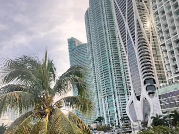 1040 Biscayne Boulevard #2106, Miami, FL 33132