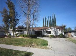 23651 Collins St, Woodland Hills, CA 91367