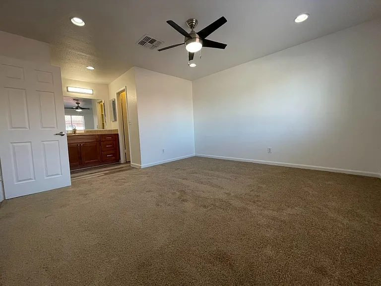 6229 E Greenway St — Photo 12