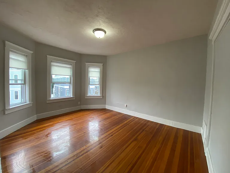 17 Roseclair St #3 — Photo 10