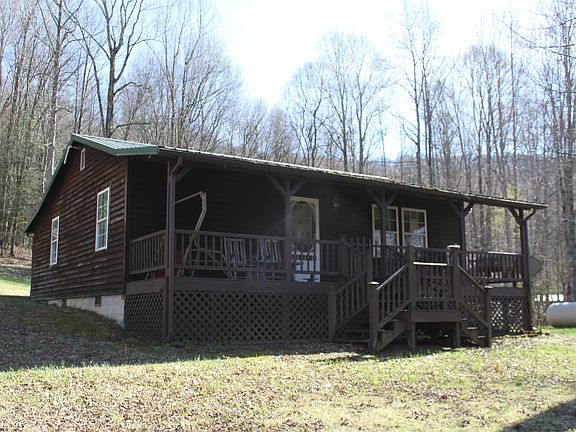 2nd image of 820 Ponderosa Dr