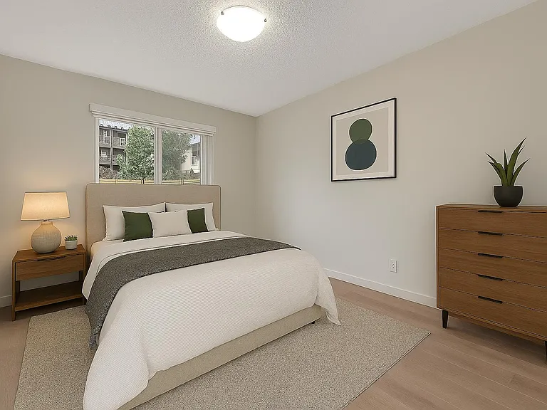 1016 E 8th Ave — Photo 3