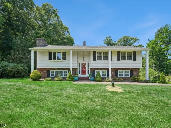 177 Ridge Rd, West Milford Twp., NJ 07480