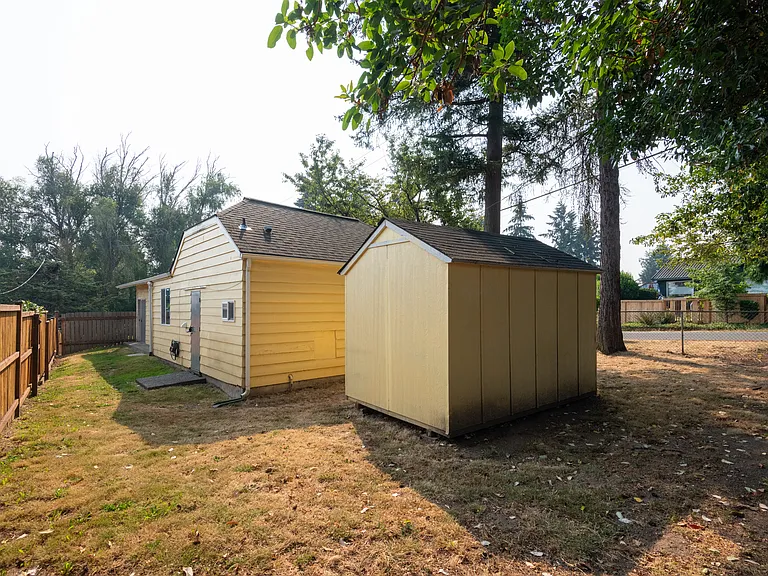 10261 Occidental Ave S — Photo 15