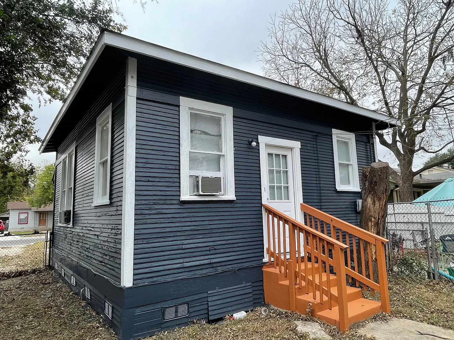 W Elsmere Pl, San Antonio — Photo 2