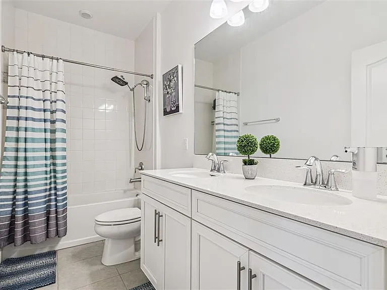 2615 Pinyonpine Ln — Photo 30