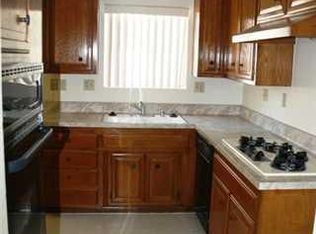 2110 N Wright St, Santa Ana, CA 92705