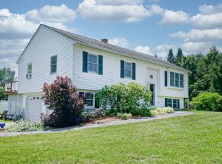 77 Little River Dr, Gorham, ME 04038