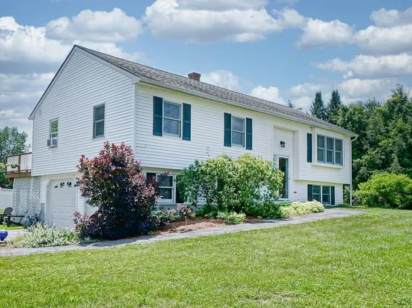 77 Little River Drive, Gorham, ME 04038