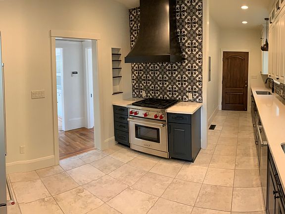 3rd image of 264 Mather St