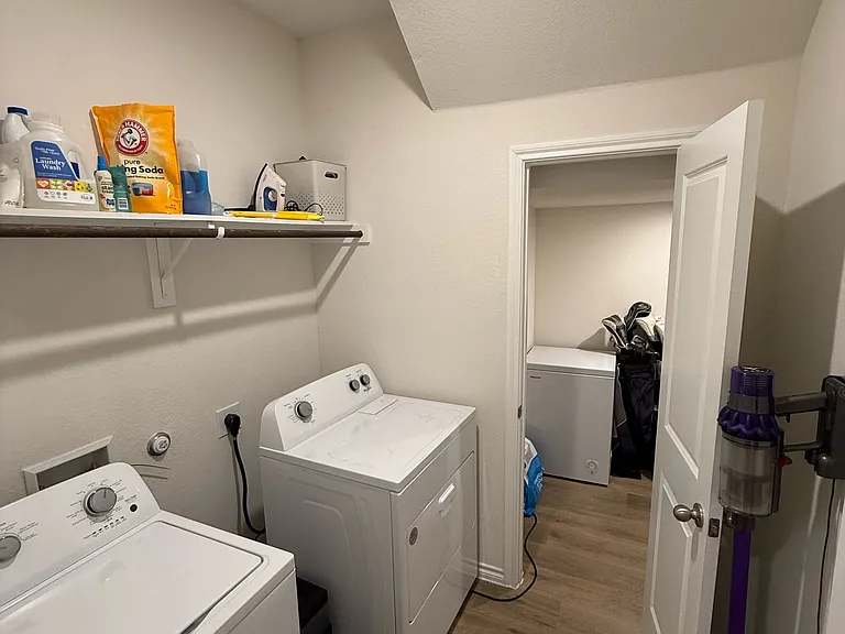 181 Hunters Way — Photo 19