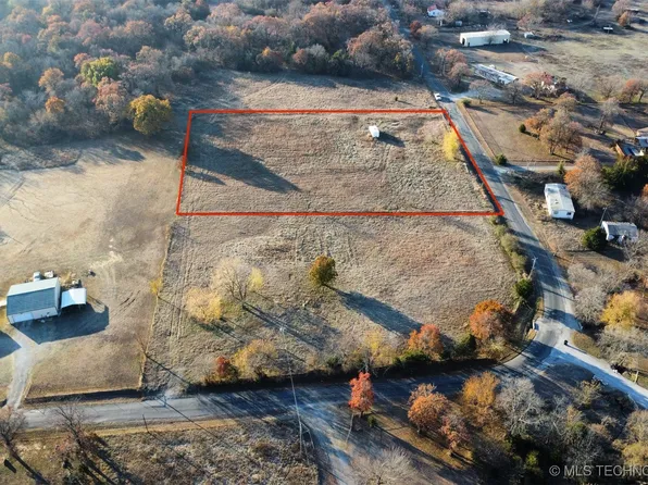 2 S 4078th Rd, Oologah, OK 74053