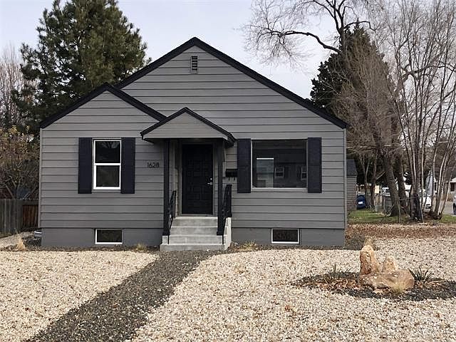 1st image of 1628 S Longmont Ave