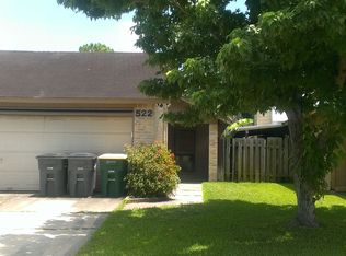 522 Rattan Dr, Victoria, TX 77901