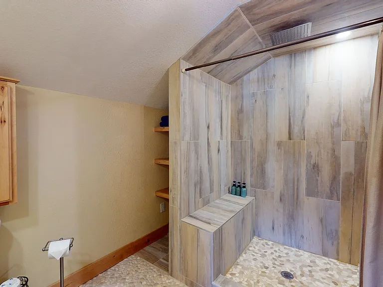 22 Riverbend Dr — Photo 8