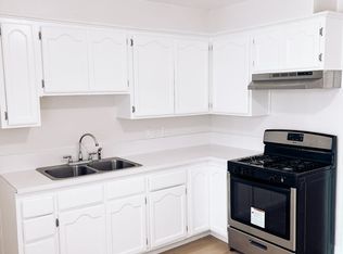 4351 W 142nd St APT B, Hawthorne, CA 90250