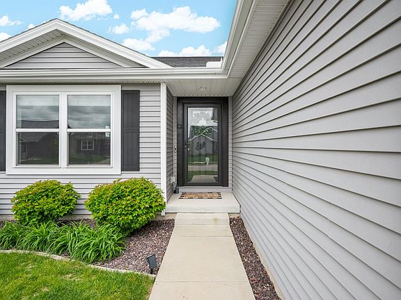 2nd image of 314 Bobwhite Way