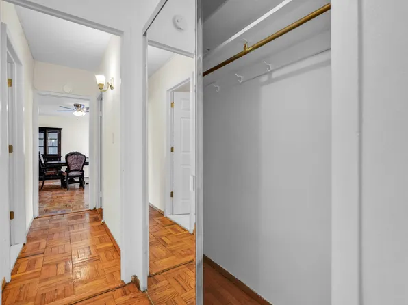 6 Fordham Hill Oval image 13 of 25