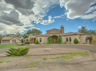 1 La Sombra Dr, Los Lunas, NM 87031