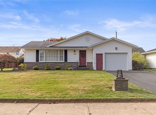 109 Drake Dr, Rochester, NY 14617