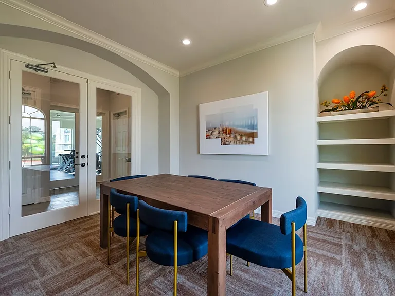 Cambria Cove Apartments — Photo 12