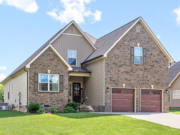 2nd image of 364 N Stonecrop Ct