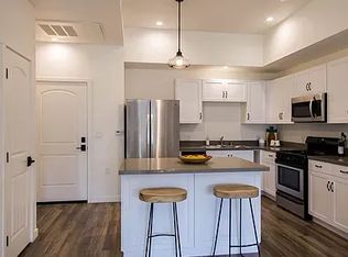 Catalina Luxury Apartments, Whittier, CA 90605