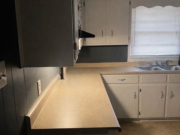 2nd image of 4513 Coventry Rd