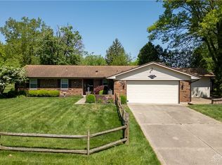 3186 Bonnie Villa Ln, Dayton, OH 45431