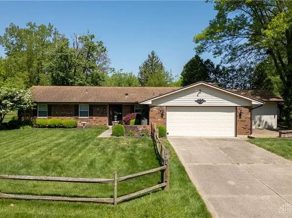 3186 Bonnie Villa Ln, Dayton, OH 45431