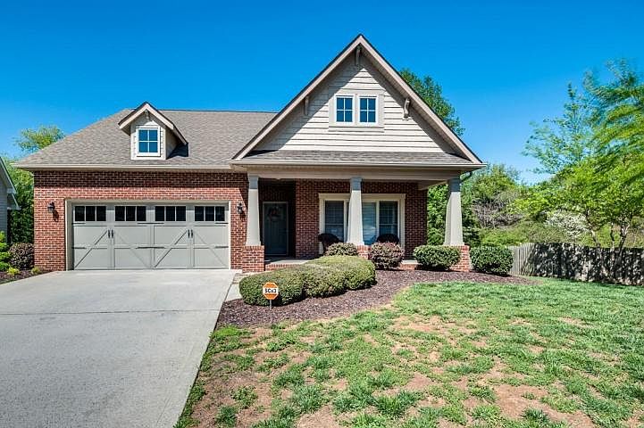 1st image of 7524 Hampstead Hall Dr