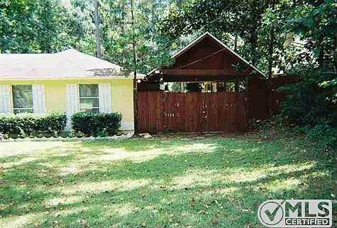 4th image of 4151 Deer Lane Dr