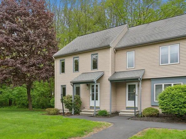 17 Graham Road #17, Westbrook, ME 04092