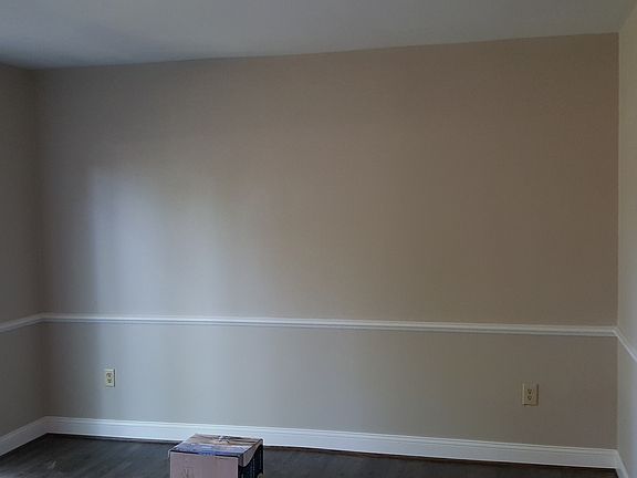 4th image of 1802 Cambridge Ct