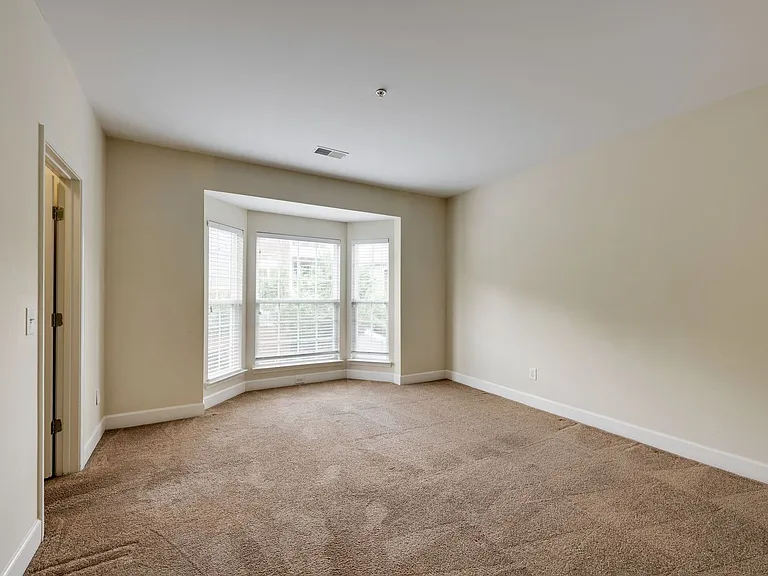 8045 Bienville Dr #Y7 — Photo 9