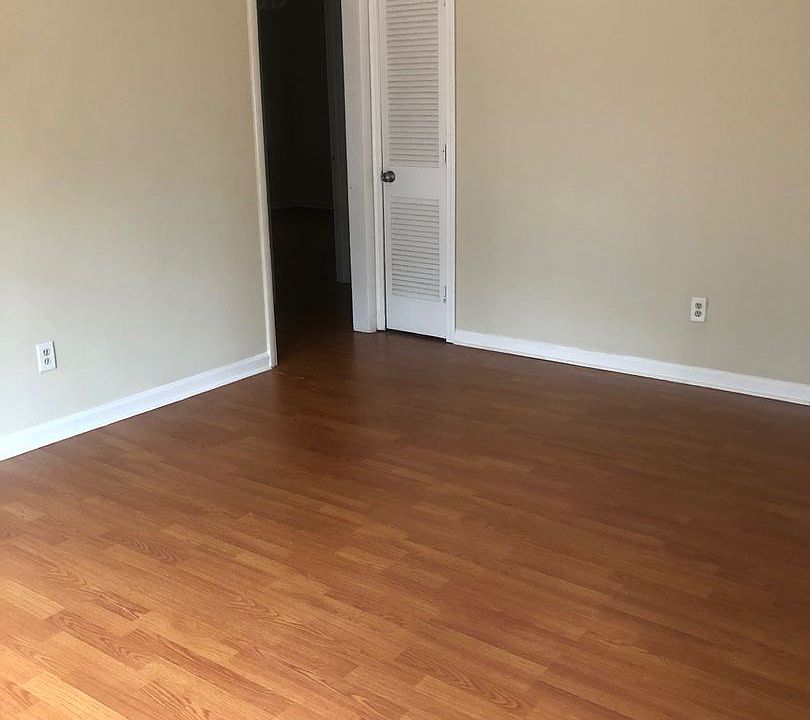 2nd image of 4751 Valley Dale Dr SW APT A