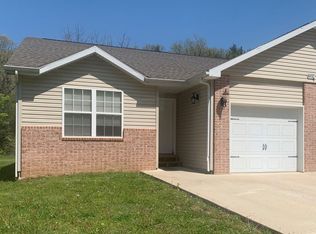 122 Booker Rd APT A, Waynesville, MO 65583