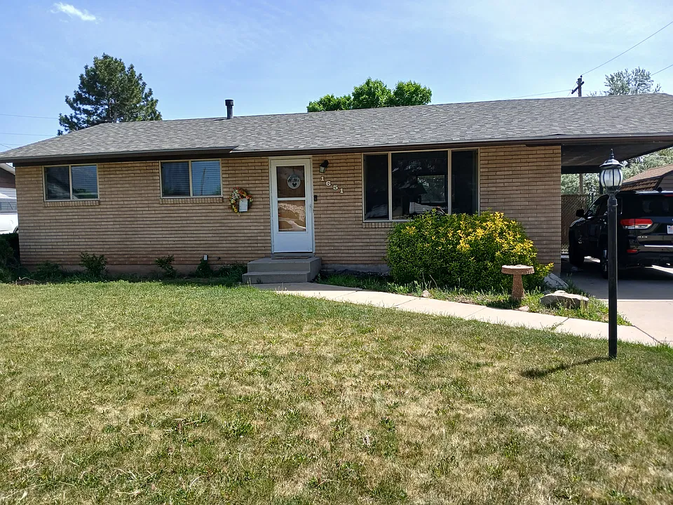 1651 W 1960 N