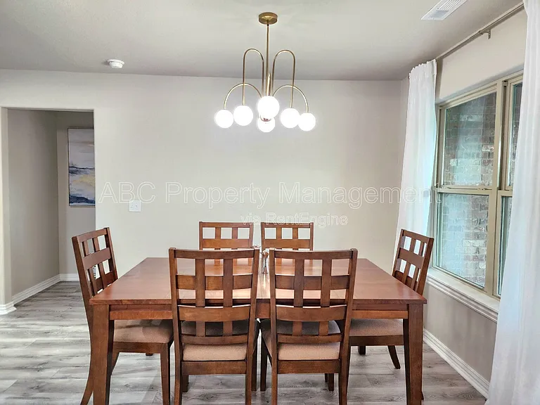 5009 E Truman Ln — Photo 14