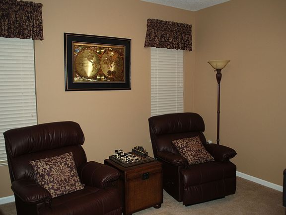 12 x 13 bedroom (2nd view)