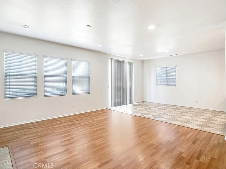 33046 Canopy Ln — Photo 7