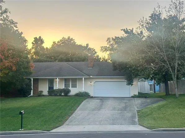1800 Country Club Dr, Chillicothe, MO 64601