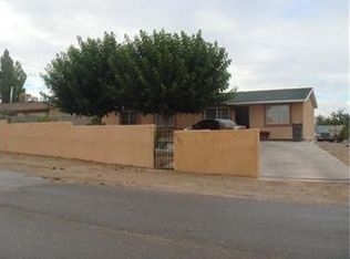 4101 C J Ct SW, Albuquerque, NM 87121