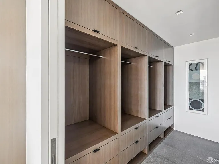 999 Green St #2404 — Photo 19