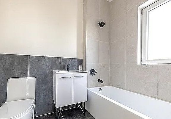 4th image of 43 Claver Pl #2B