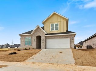 1201 Mammoth St, Centerton, AR 72719